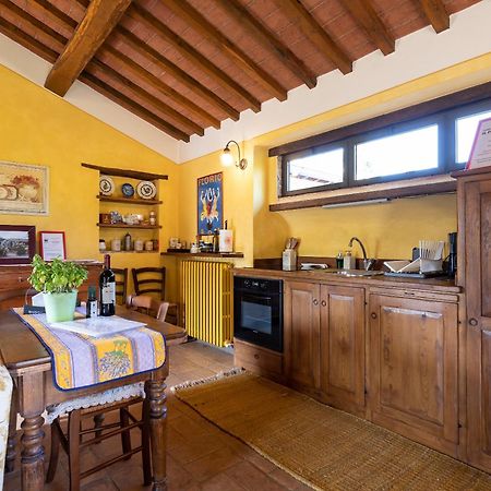 Fontanaro Farm And Culinary School Villa Paciano Exterior photo